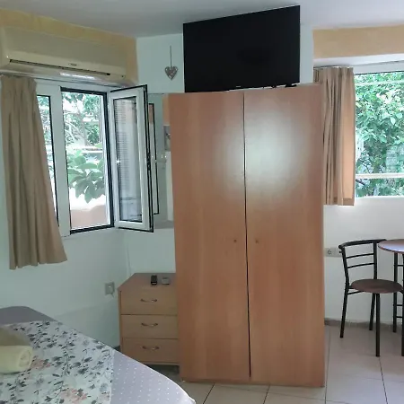 アパート Ground Floor Galini レティムノ